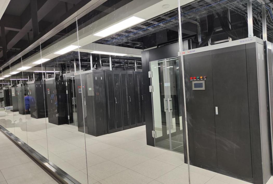Acrel precision power distribution cabinet helps data center save energy and reduce consumption
